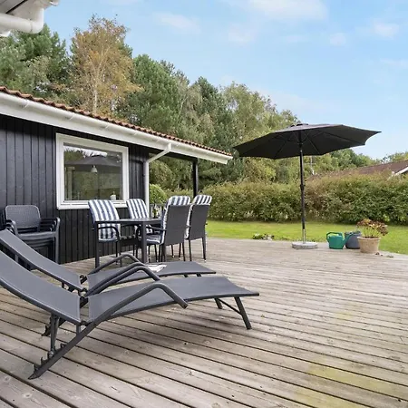 Paelen Ii Ferienhaus *