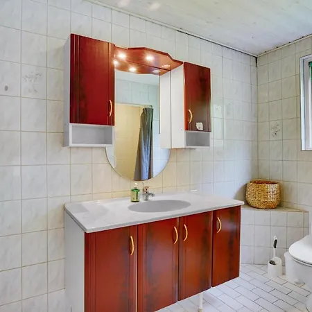 بيت للعطل 3 Bedroom Awesome In